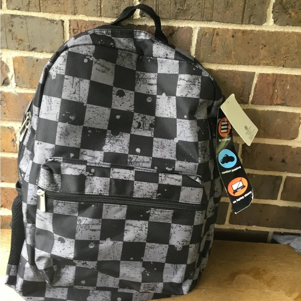 Backpack - Picture 8 of 9